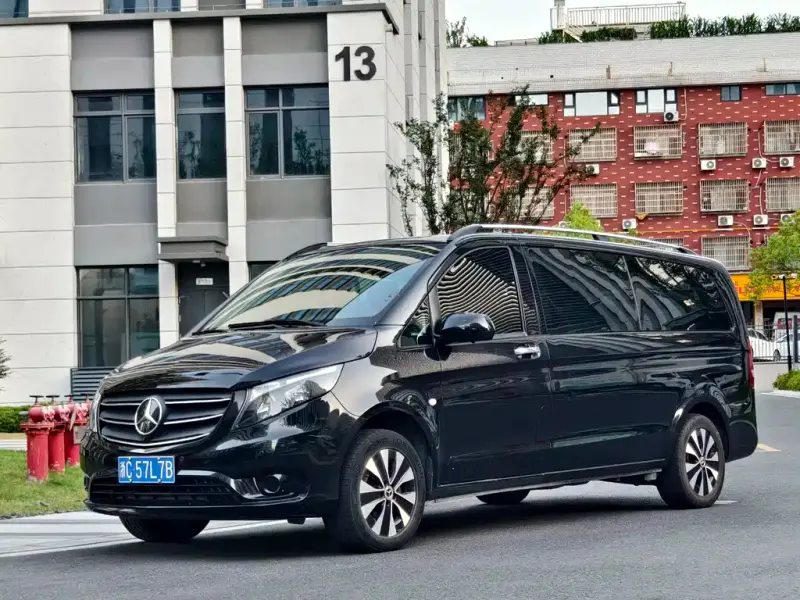 Mercedes-Benz Vito, 2022 — фото 1