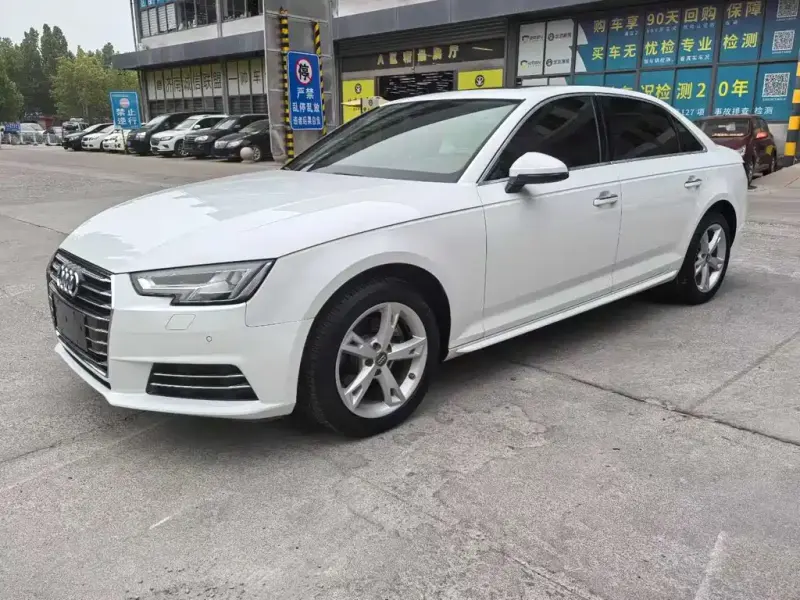 Audi A4L, 2017