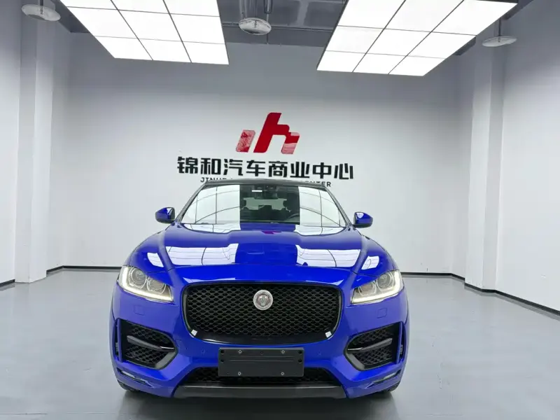 Jaguar F-PACE, 2018