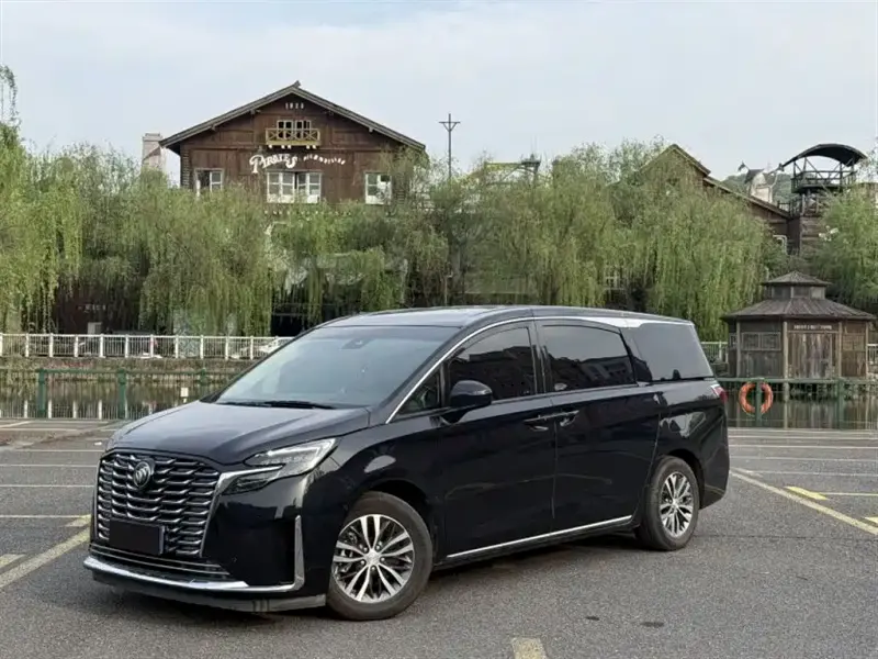 Buick GL8, 2023