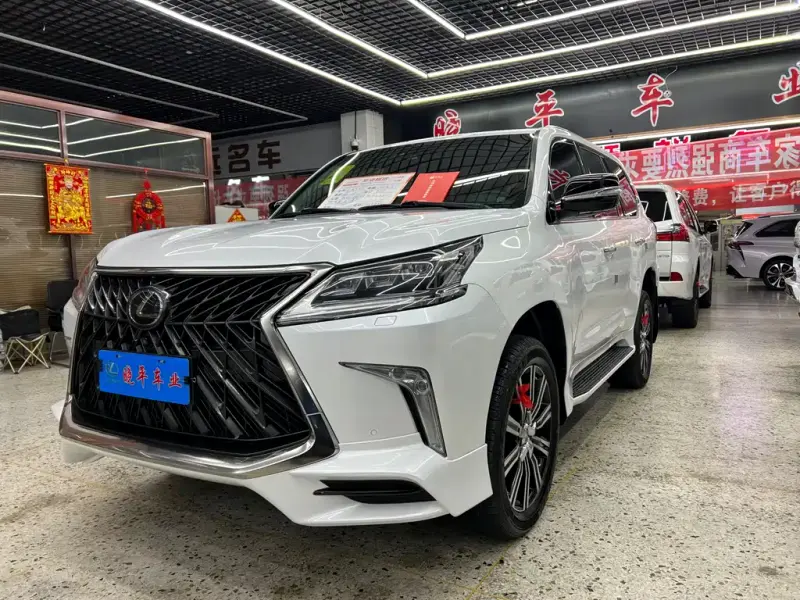 Lexus LX, 2018
