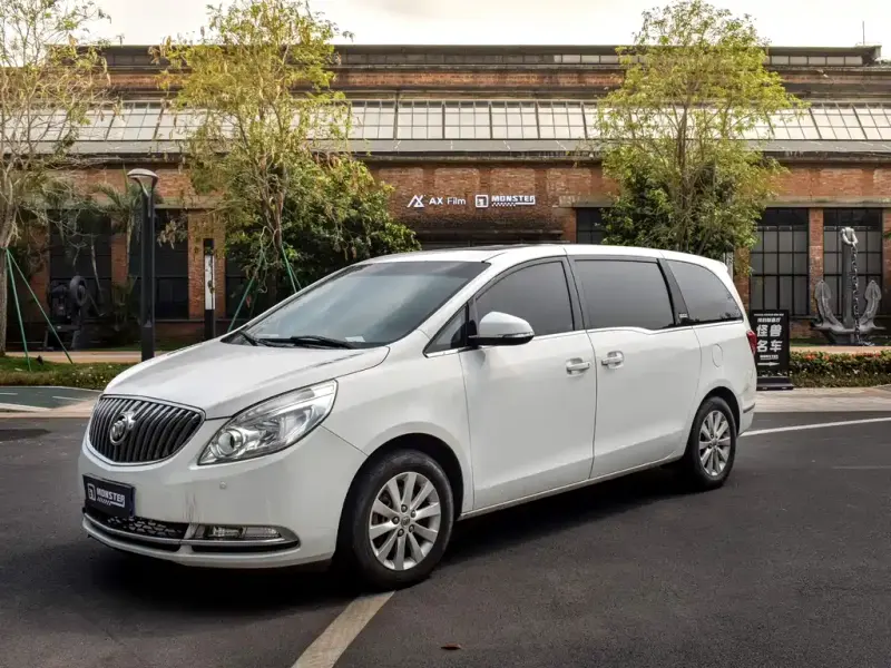 Buick GL8, 2016
