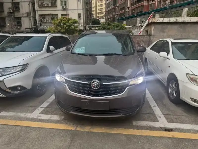 Buick GL8, 2020