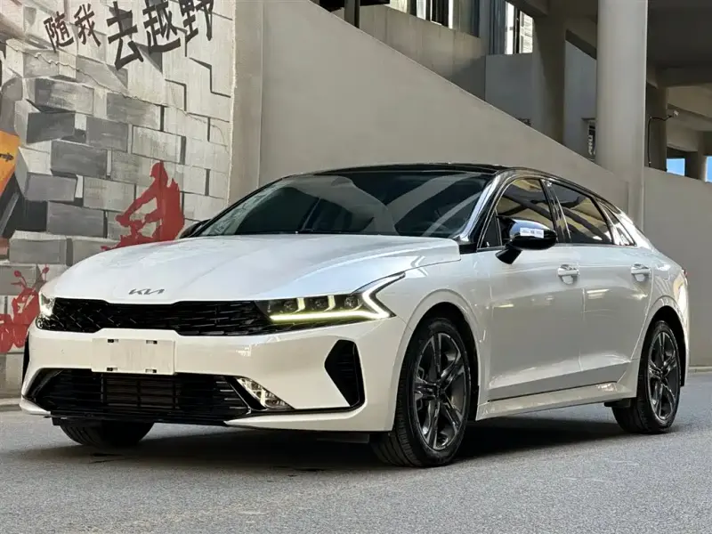 Kia K5, 2024