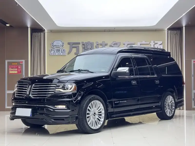 Lincoln Navigator, 2016