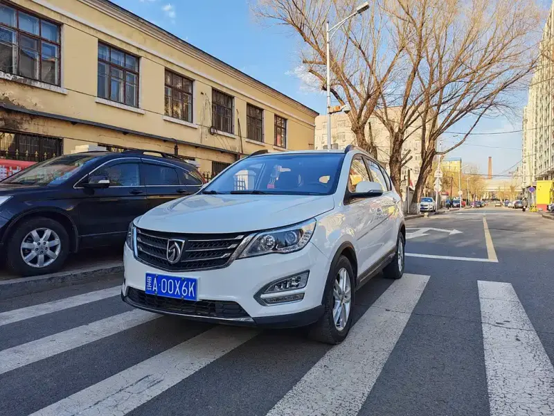 Baojun 560, 2016