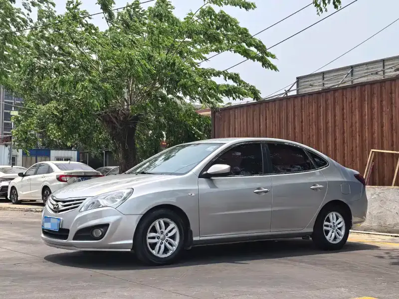Hyundai Elantra, 2013 — фото 1