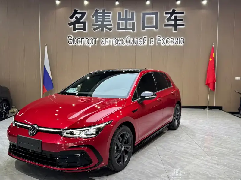 Volkswagen Golf, 2023