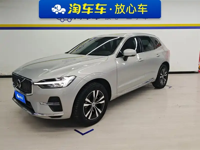 Volvo XC60, 2023 — фото 1