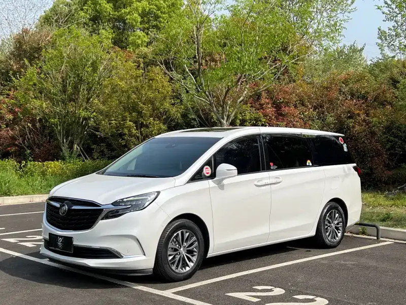 Buick GL8, 2022