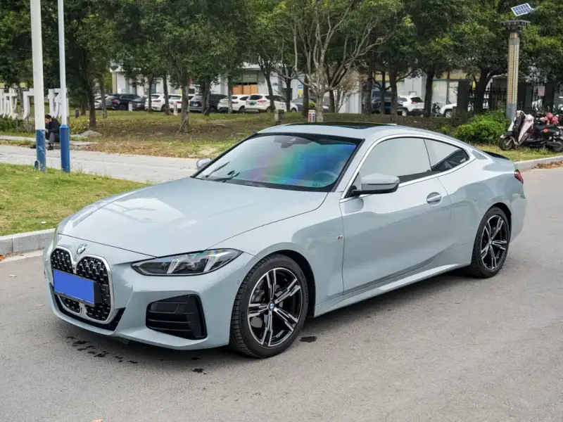 BMW 4 Series, 2025