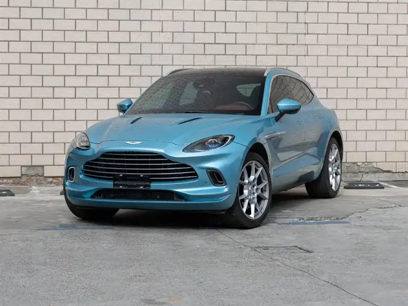 Aston Martin DBX, 2022