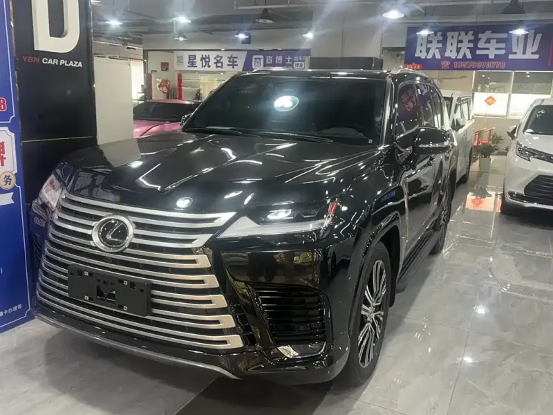 Lexus LX, 2026