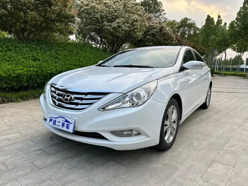 Hyundai Sonata, 2012