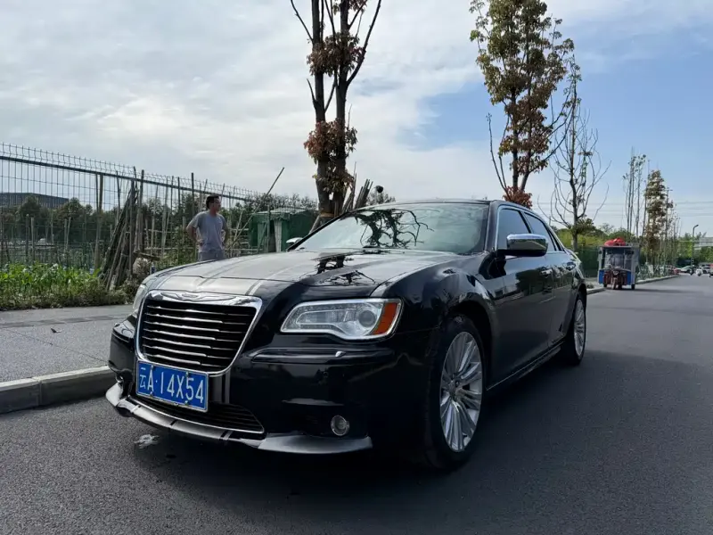 Chrysler 300C, 2014