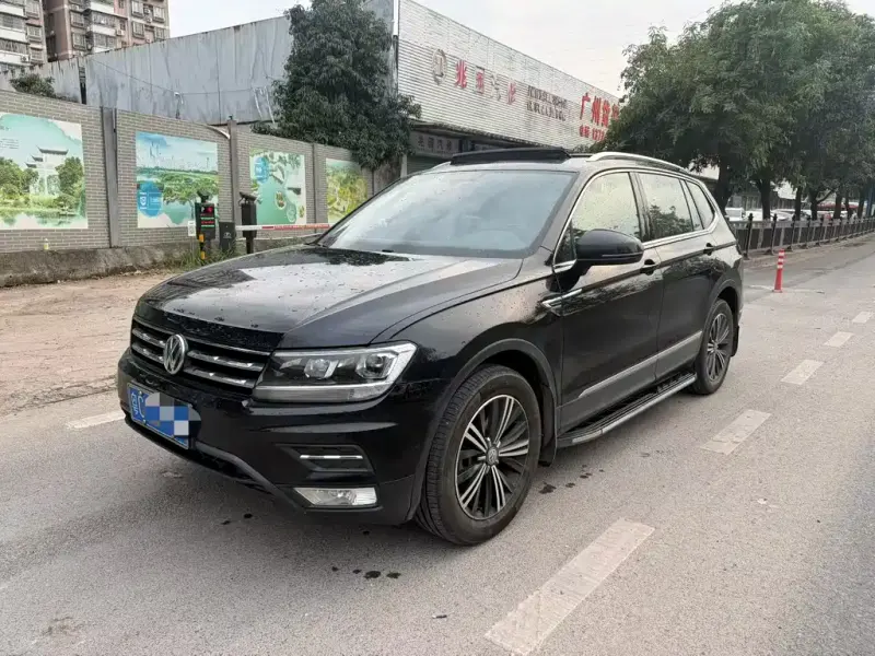 Volkswagen Tiguan L, 2020