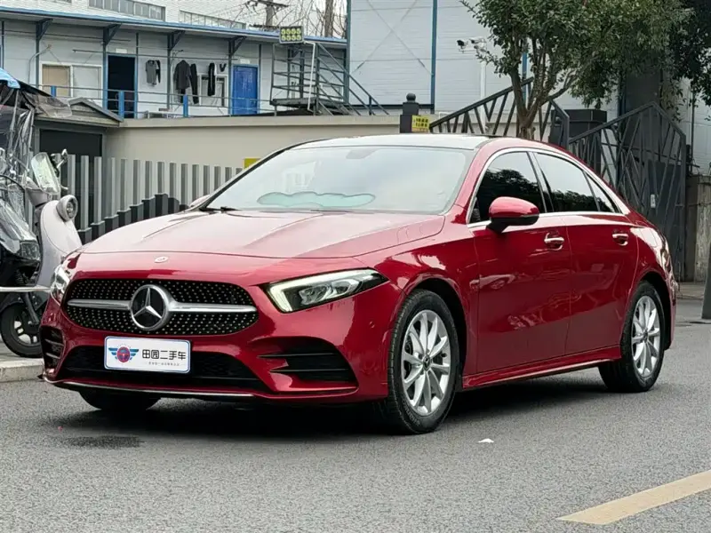 Mercedes-Benz A-Class, 2021 — фото 1