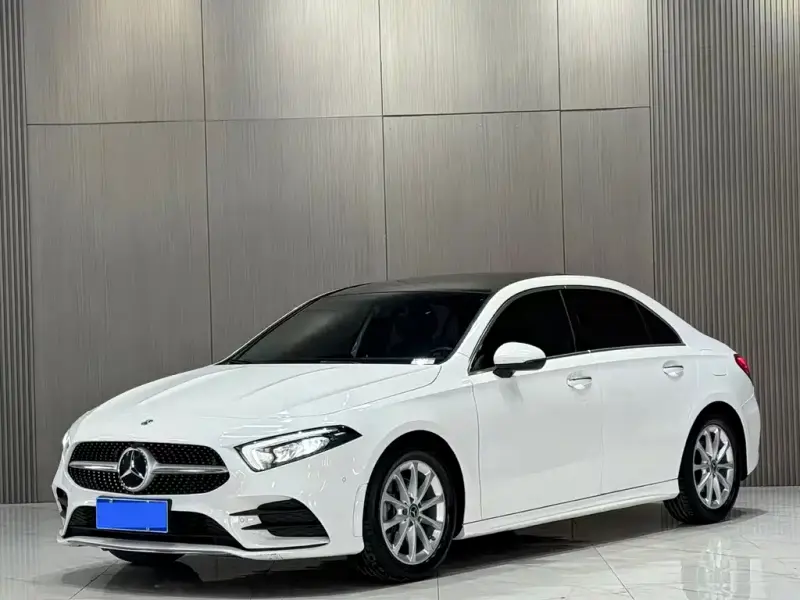 Mercedes-Benz A-Class, 2021 — фото 1