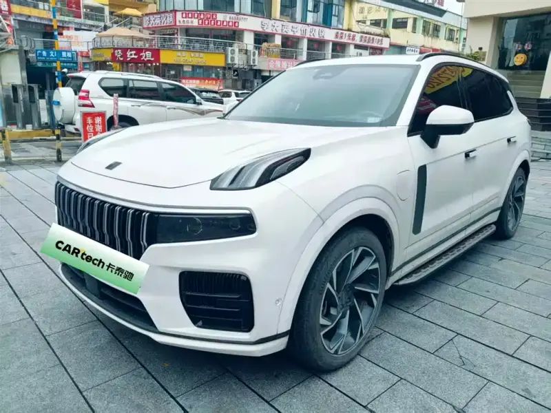 Lynk & Co 09 EM-P, 2022