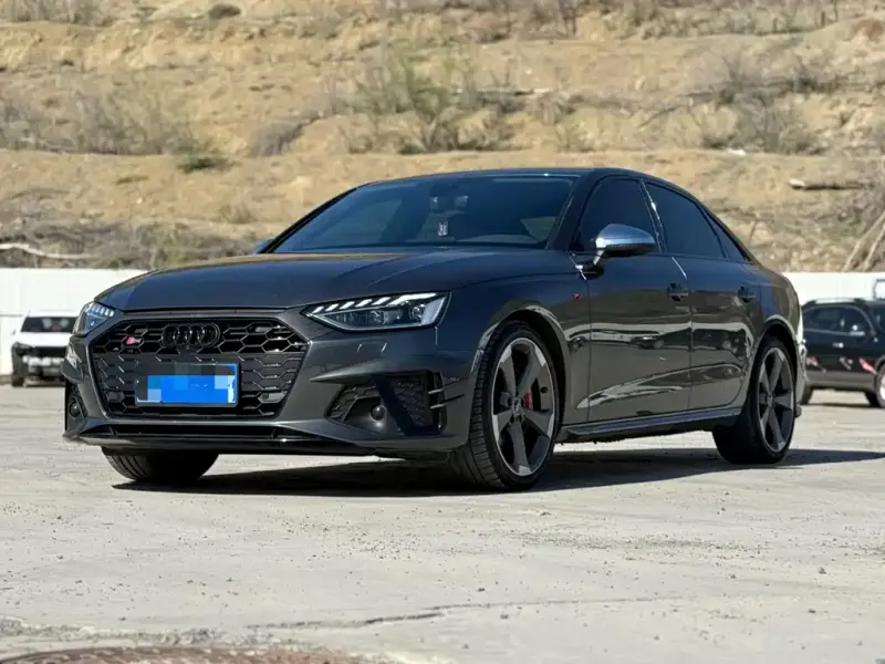 Audi S4, 2022