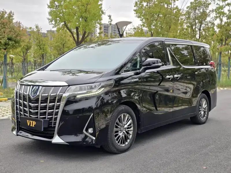 Toyota Alphard, 2023