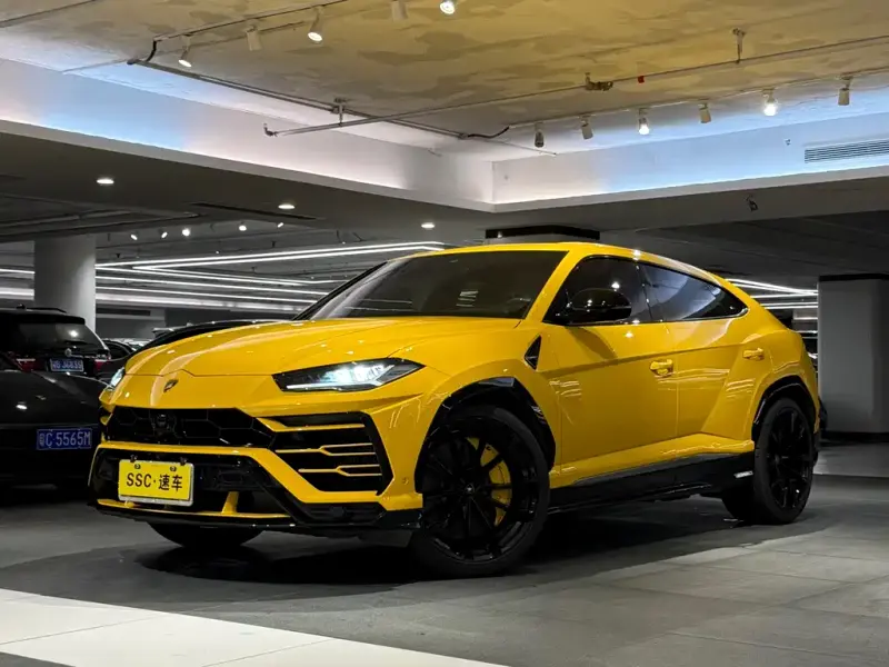Lamborghini Urus, 2021