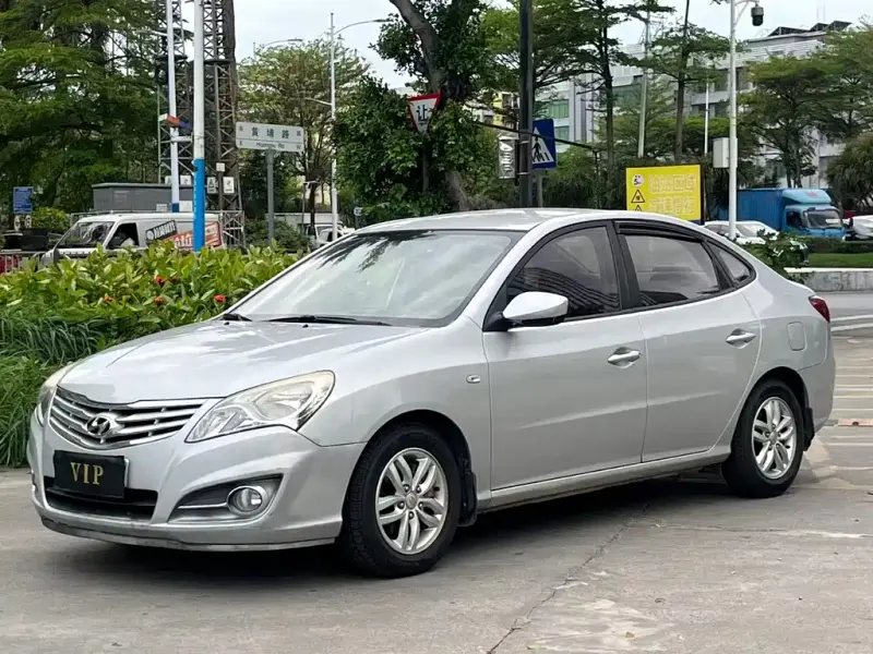 Hyundai Elantra, 2012