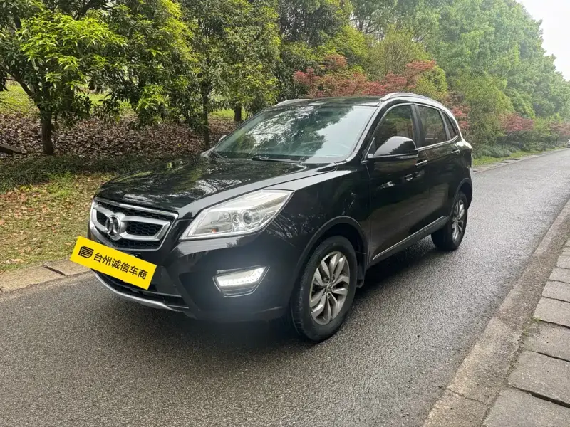 BAIC Senova X65, 2015