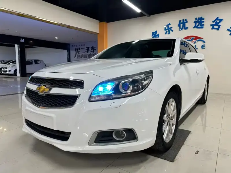 Chevrolet Malibu, 2015 — фото 1