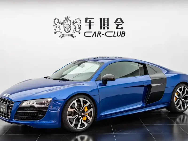 Audi R8, 2013