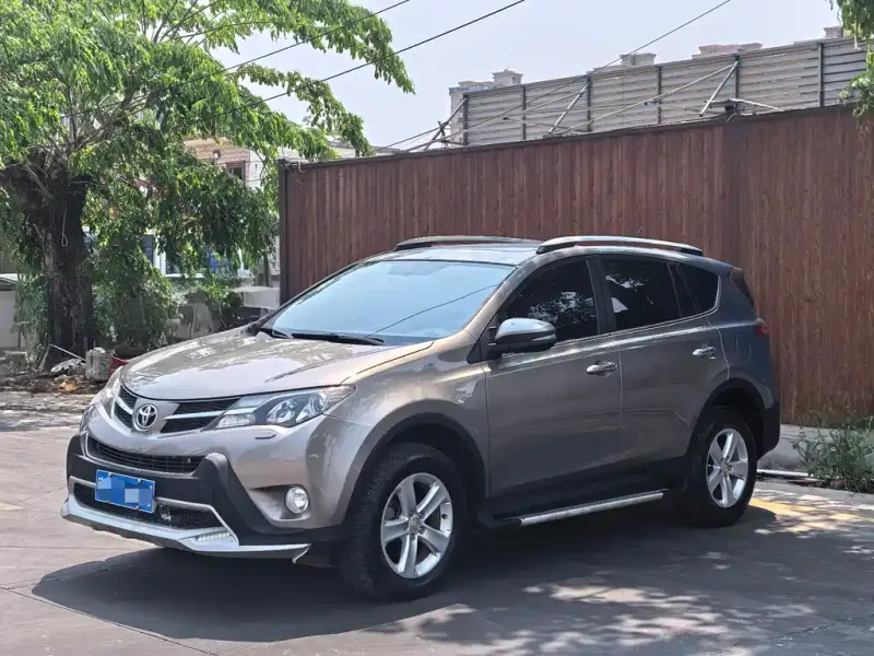 Toyota RAV4, 2014