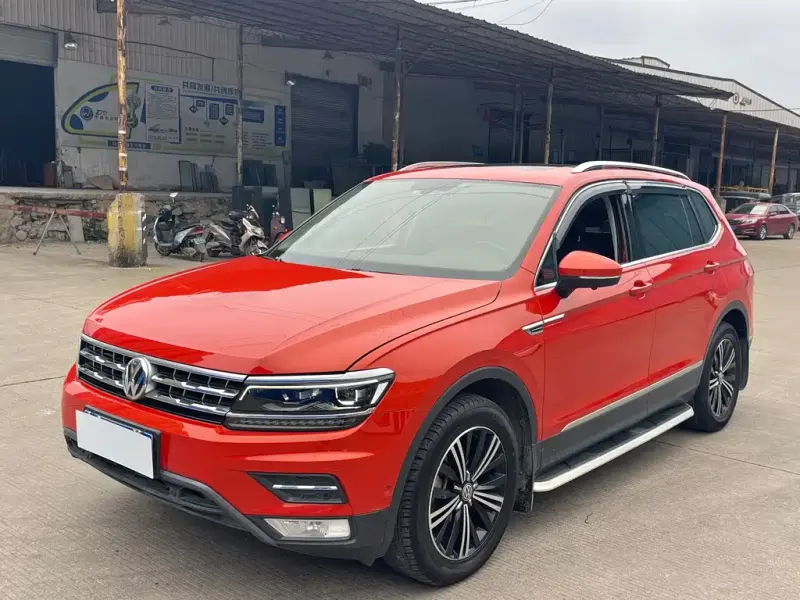 Volkswagen Tiguan L, 2017