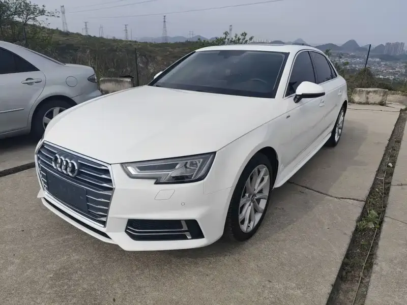 Audi A4L, 2018