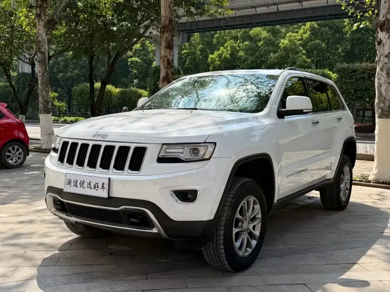 Jeep Grand Cherokee (Import), 2016