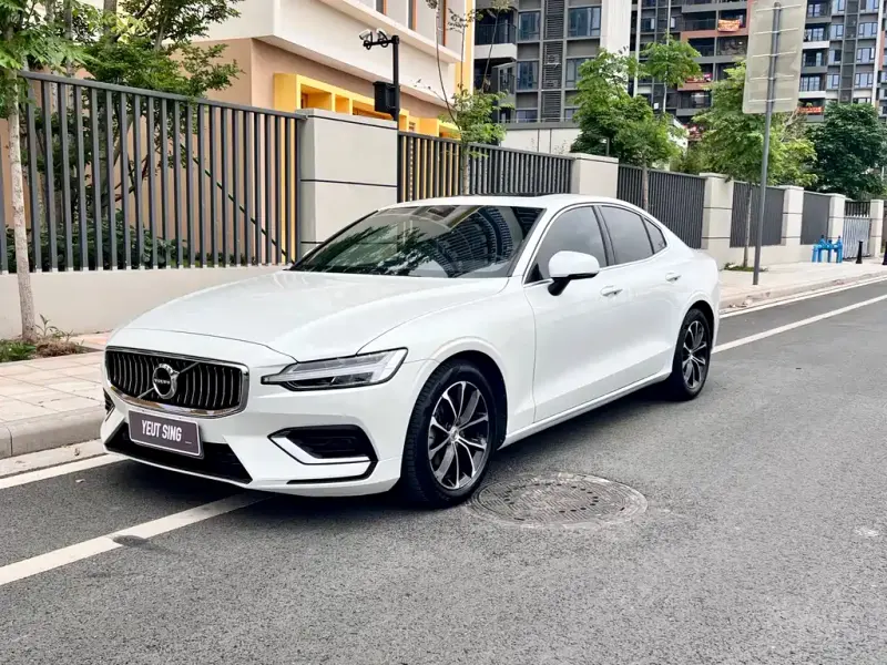 Volvo S60, 2021
