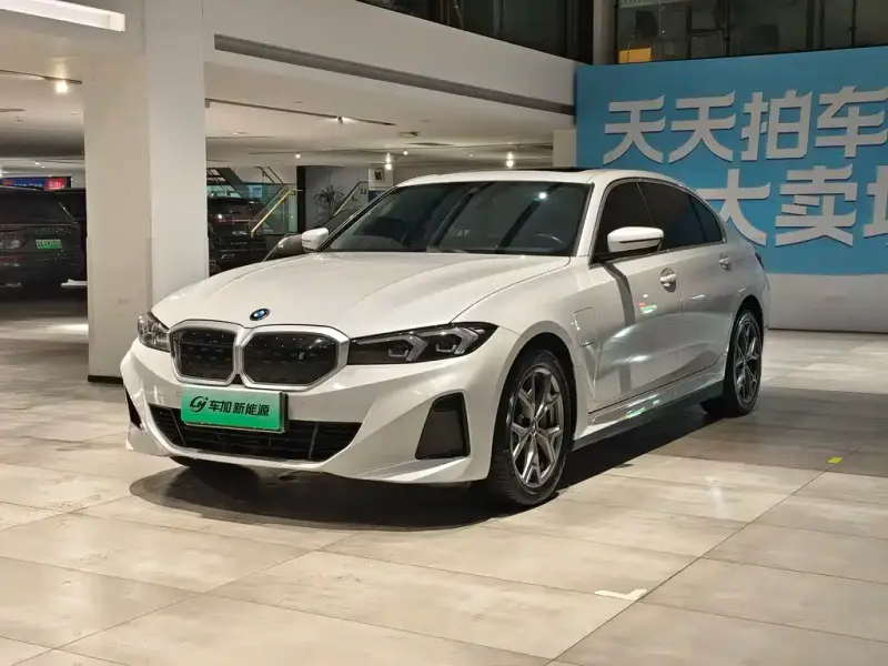 BMW i3, 2023