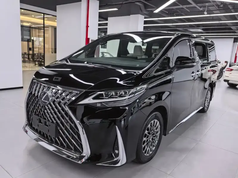 Lexus LM, 2023