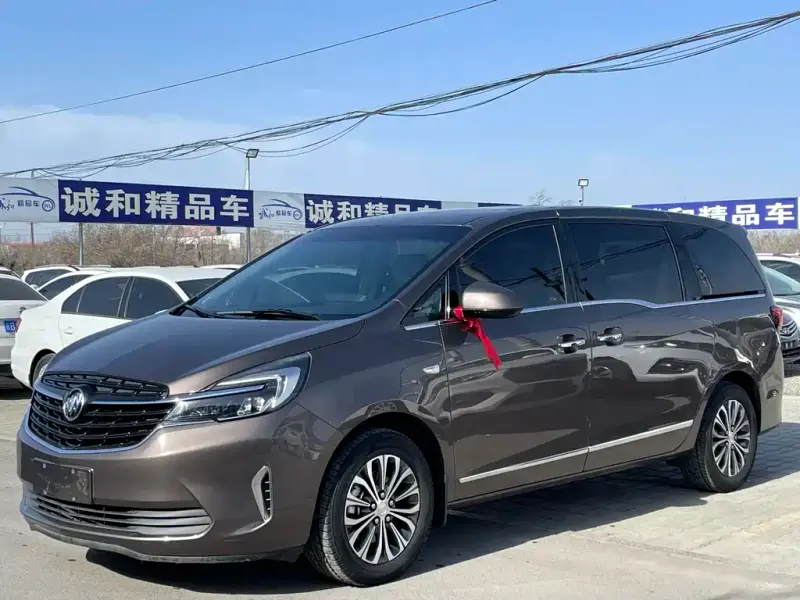 Buick GL8, 2022