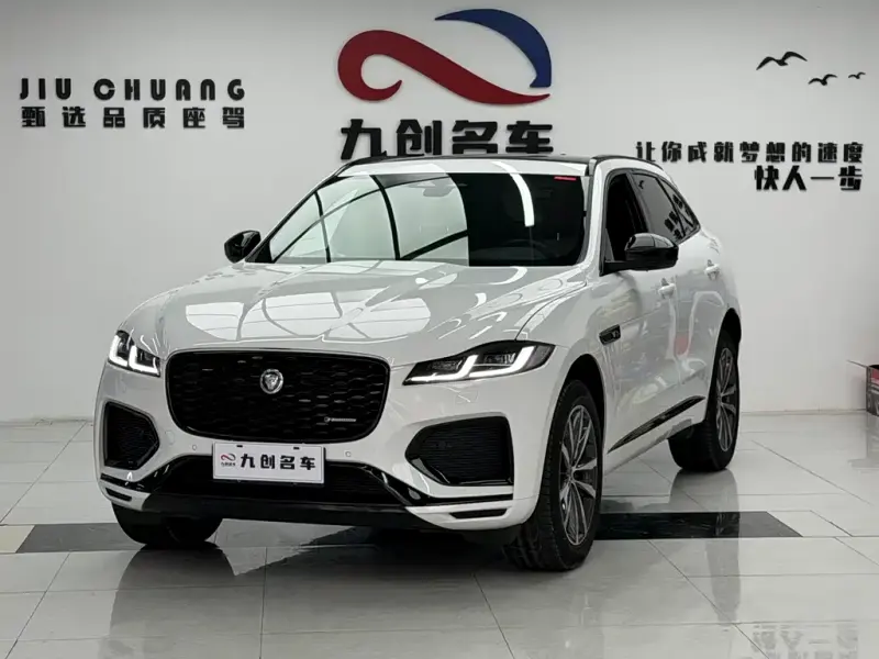 Jaguar F-PACE, 2024