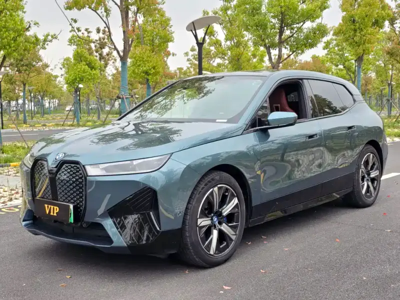BMW iX, 2022