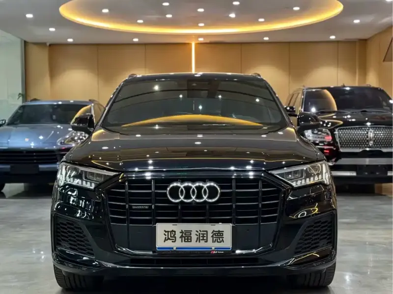 Audi Q7, 2020 — фото 1