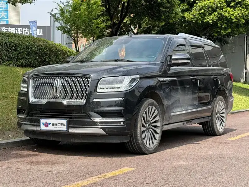 Lincoln Navigator, 2021