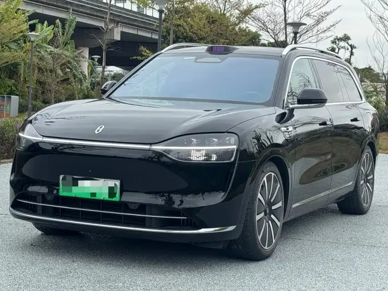 AITO M9, 2025