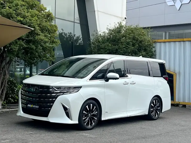 Toyota Alphard, 2024