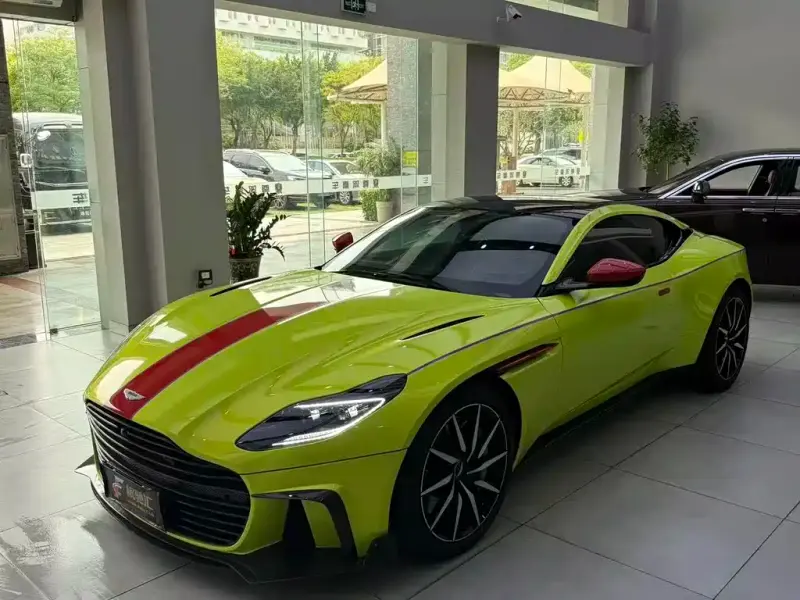 Aston Martin DB11, 2019