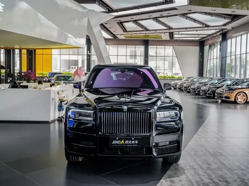 Rolls-Royce Cullinan, 2023