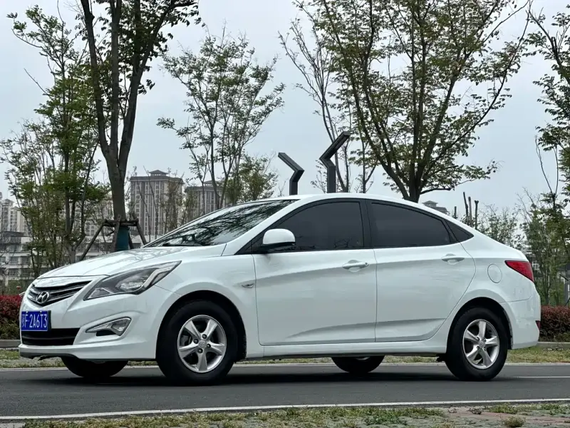 Hyundai Verna, 2014