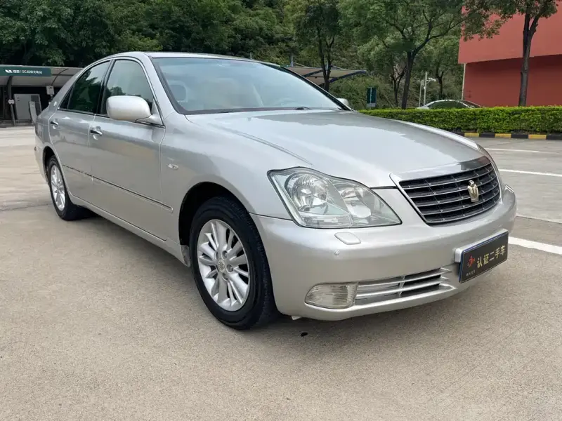 Toyota Crown, 2007