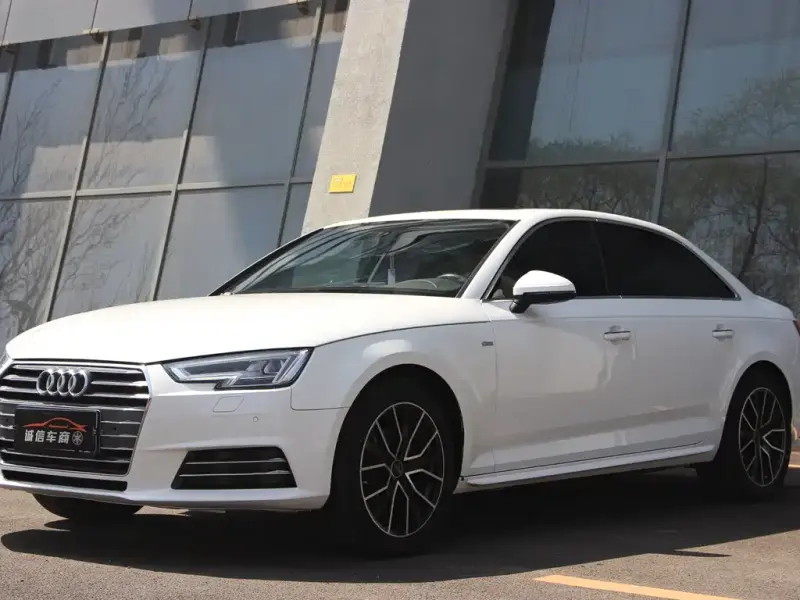 Audi A4L, 2017