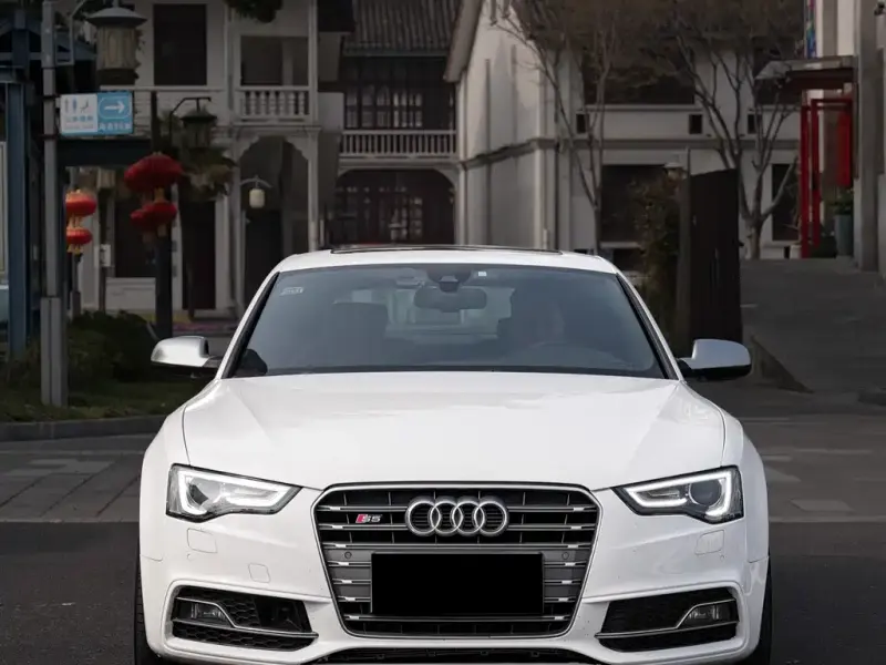 Audi S5, 2013
